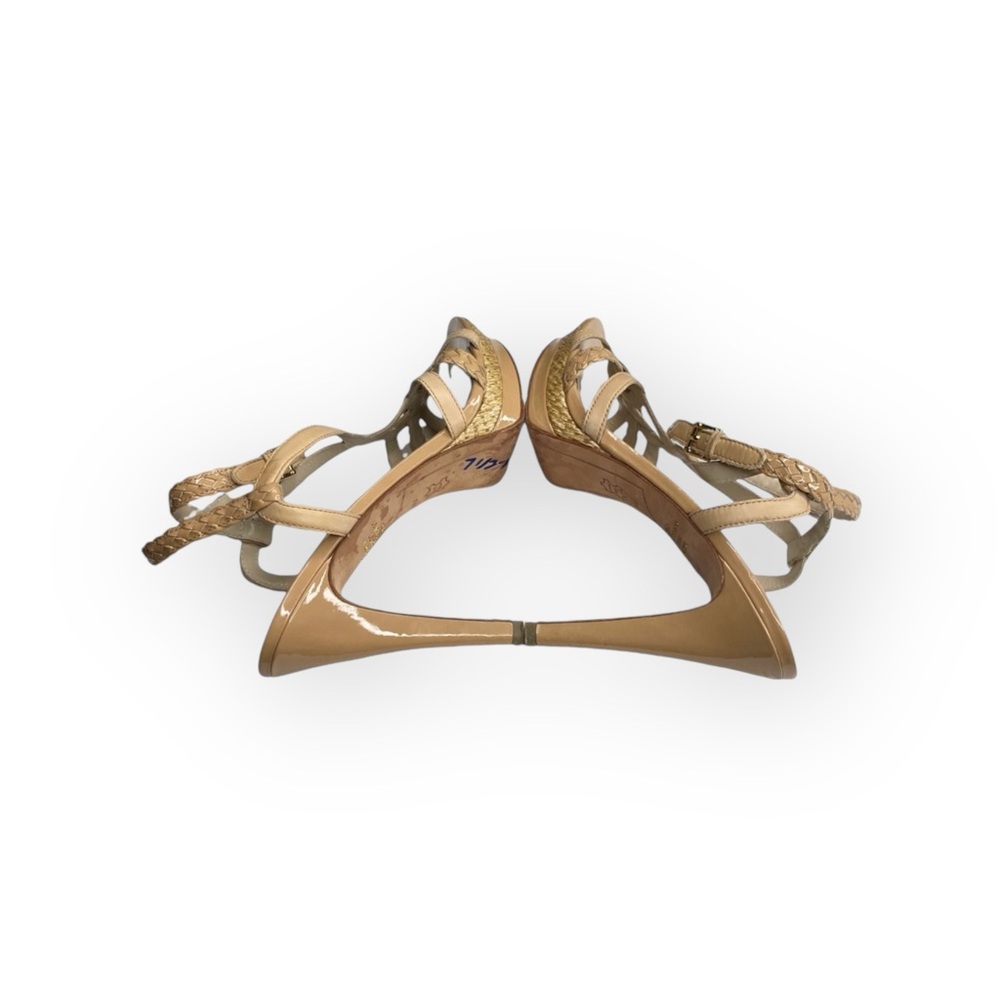 Joan & David ✦ Dakenyon Platform Stilettos Heeled Sandals ✦ Nude Patent Leather - Picture 13 of 16